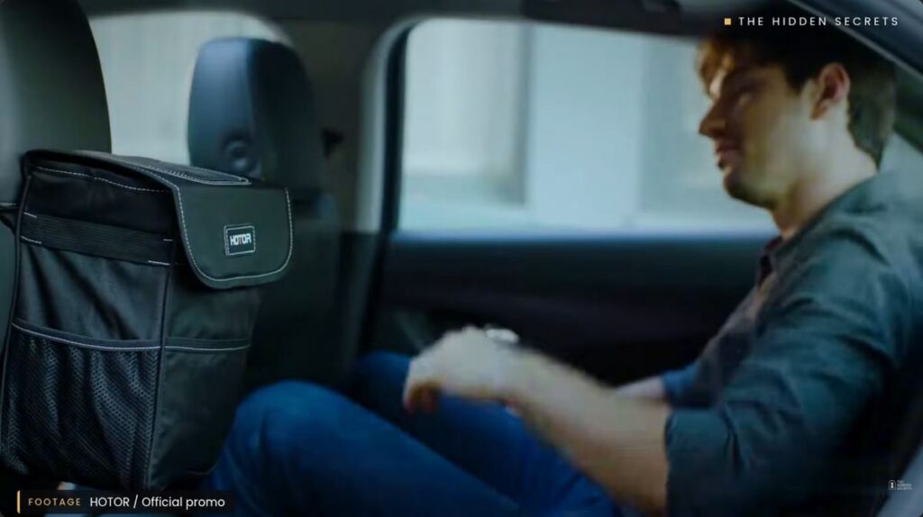 HOTOR car trash can hanging on a back seat